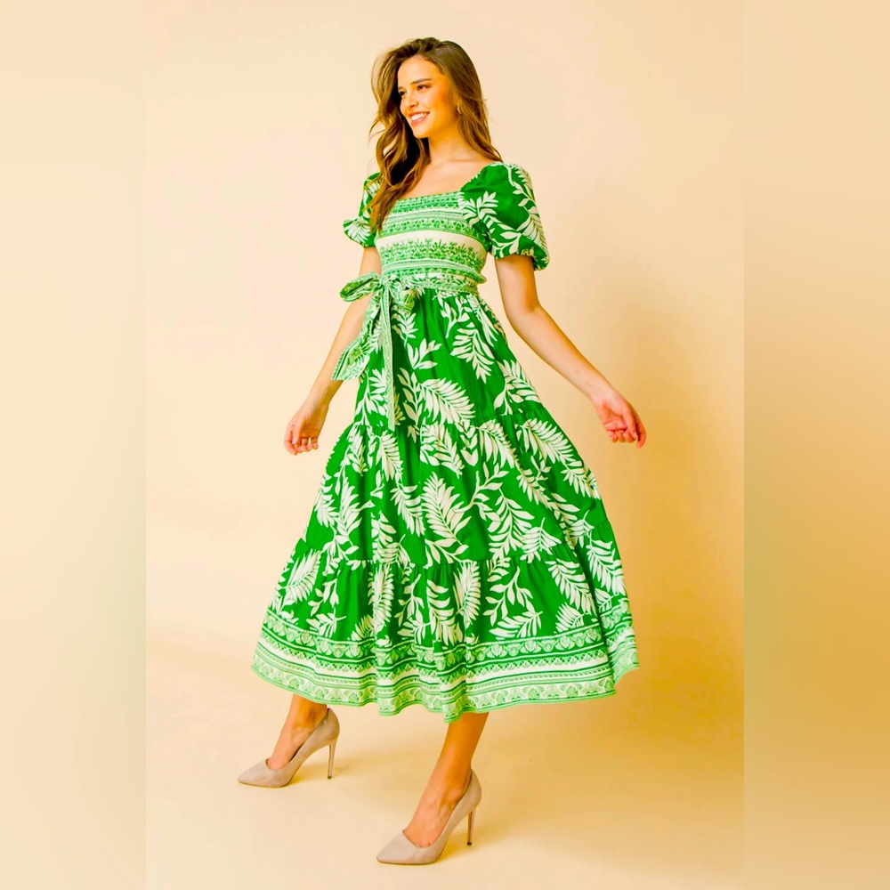Flying Tomato Green Leaves Smocked Midi Dress with Sash Size Small 100% Cotton